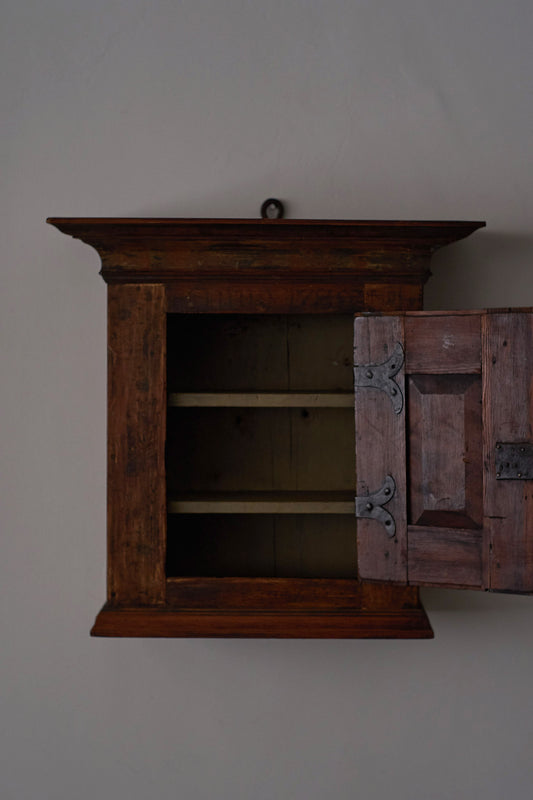 S-178 wall cabinet