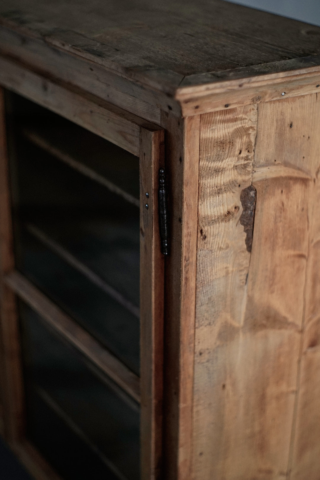 S-162 cabinet