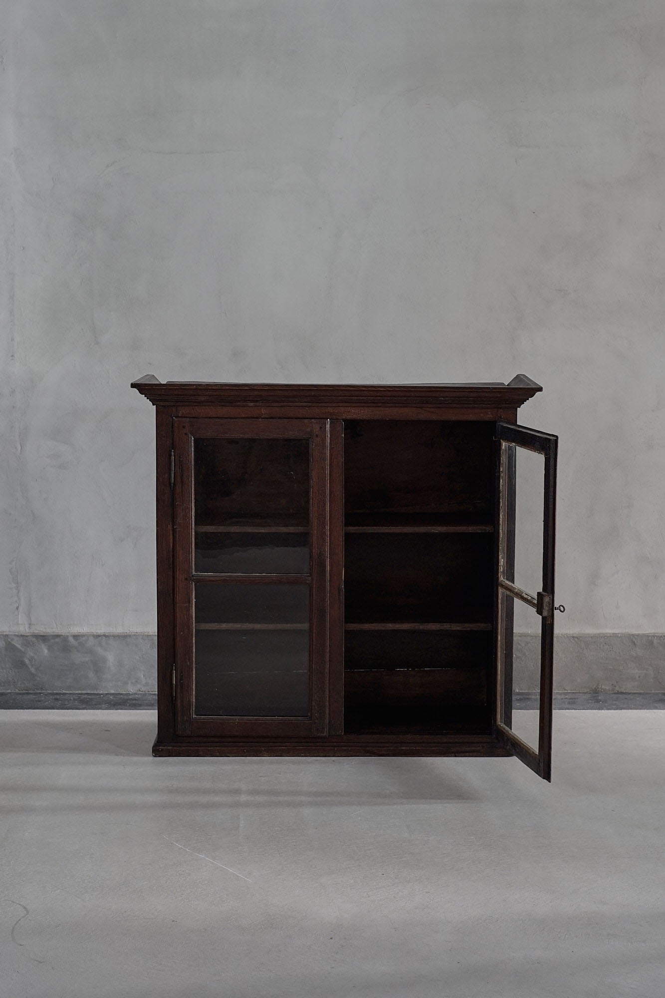 S-167 cabinet