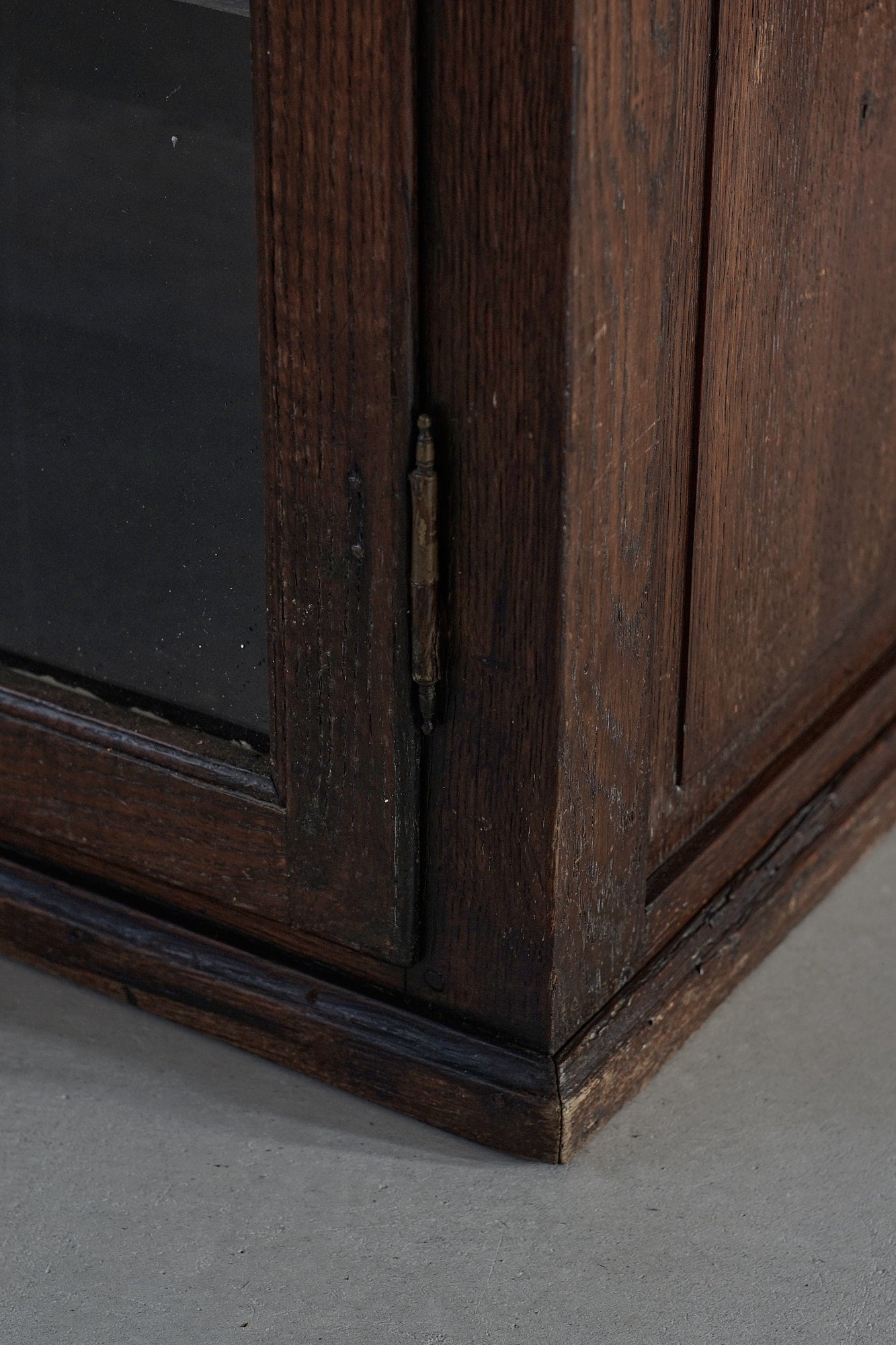 S-167 cabinet