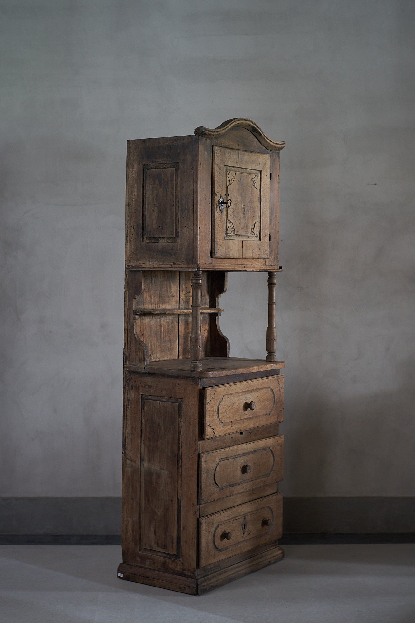 S-165 cabinet