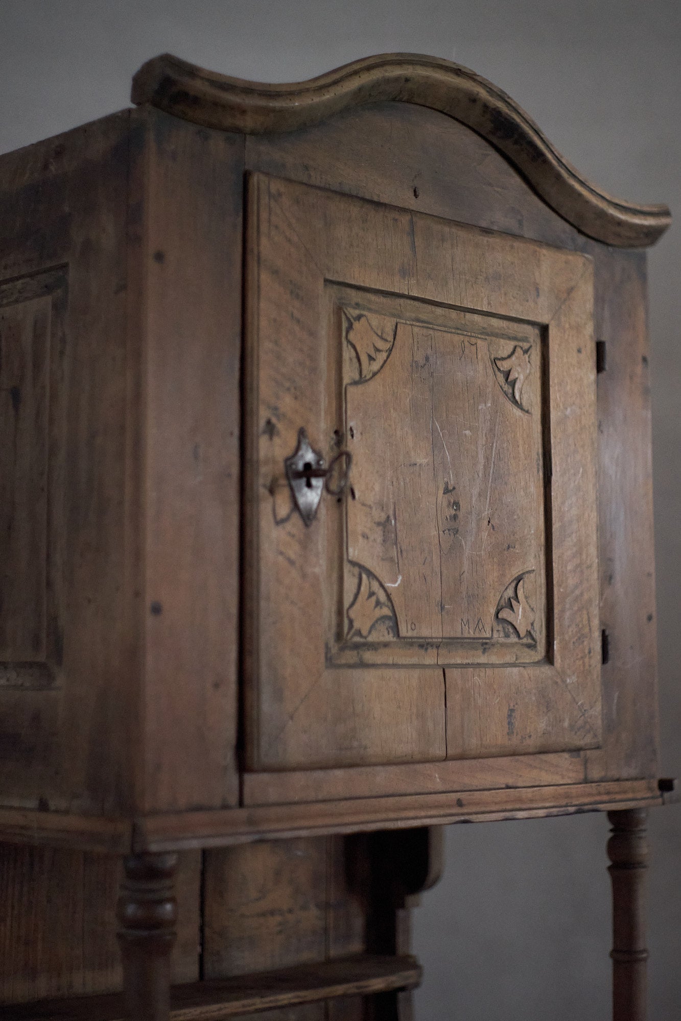 S-165 cabinet