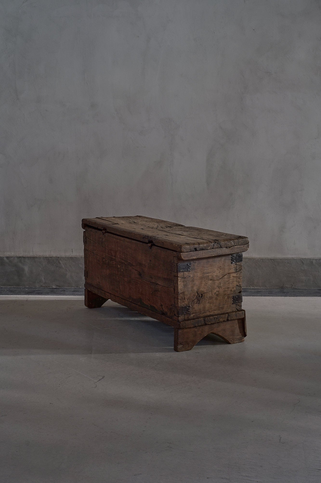 S-169 coffer