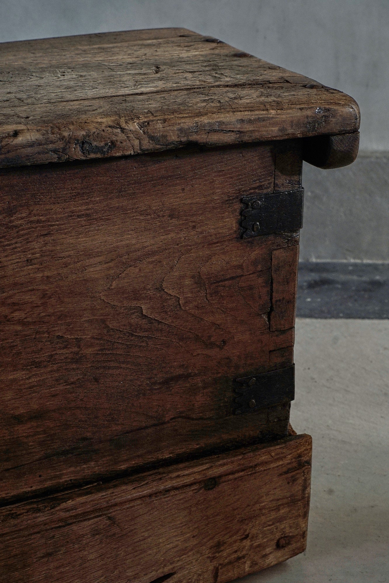 S-169 coffer