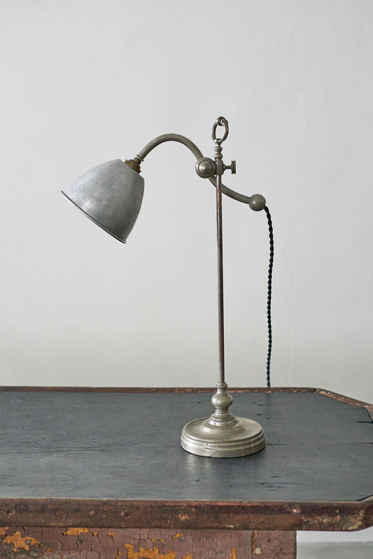 L-100 Desk Lamp