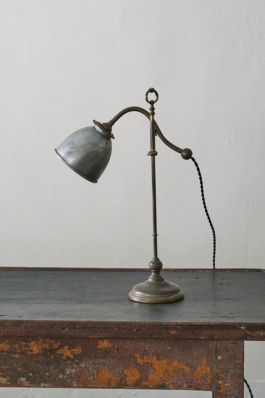 L-101 DeskLamp