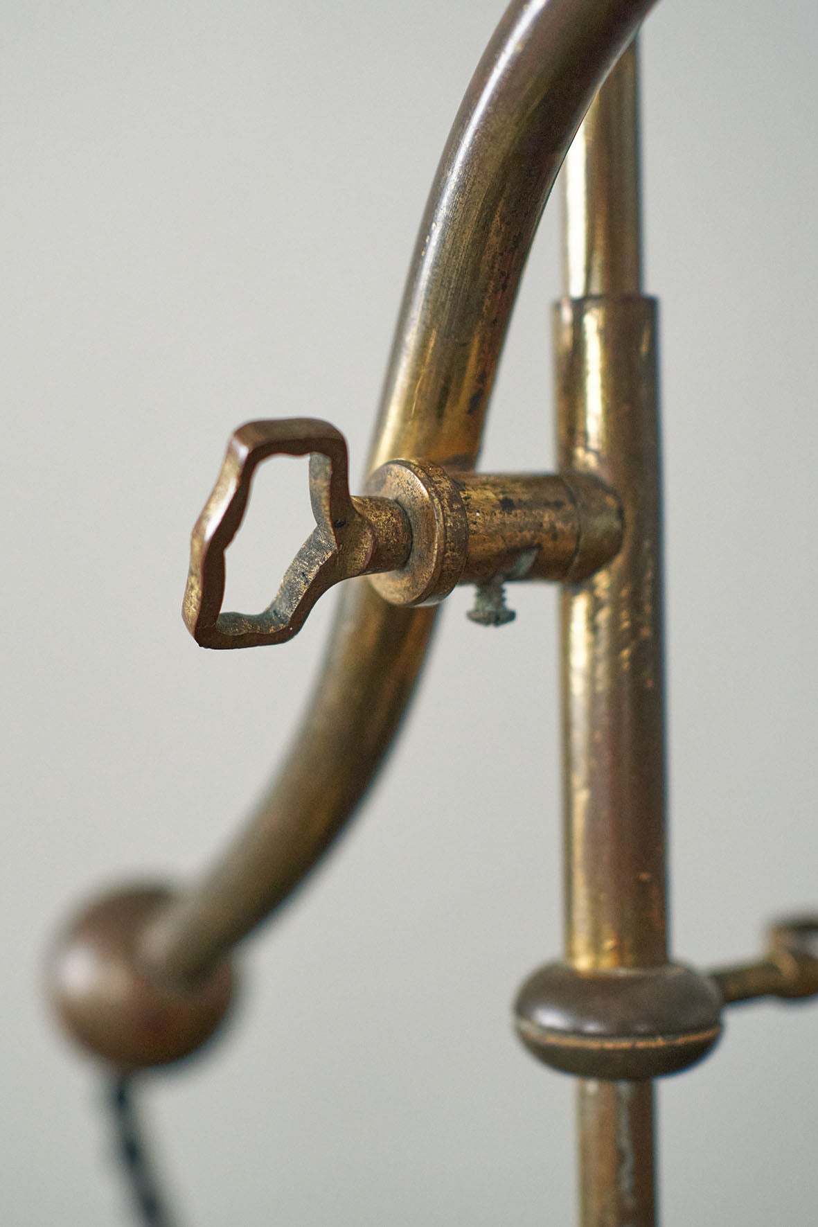 L-101 DeskLamp
