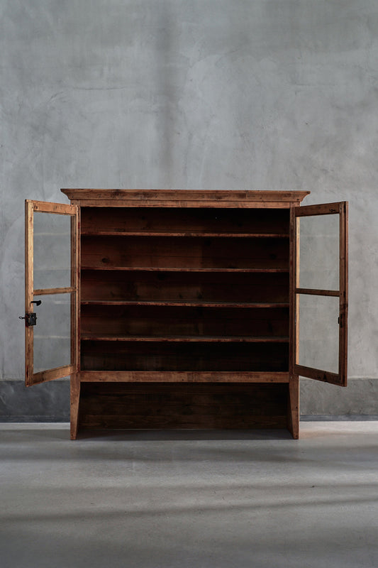 S-162 cabinet