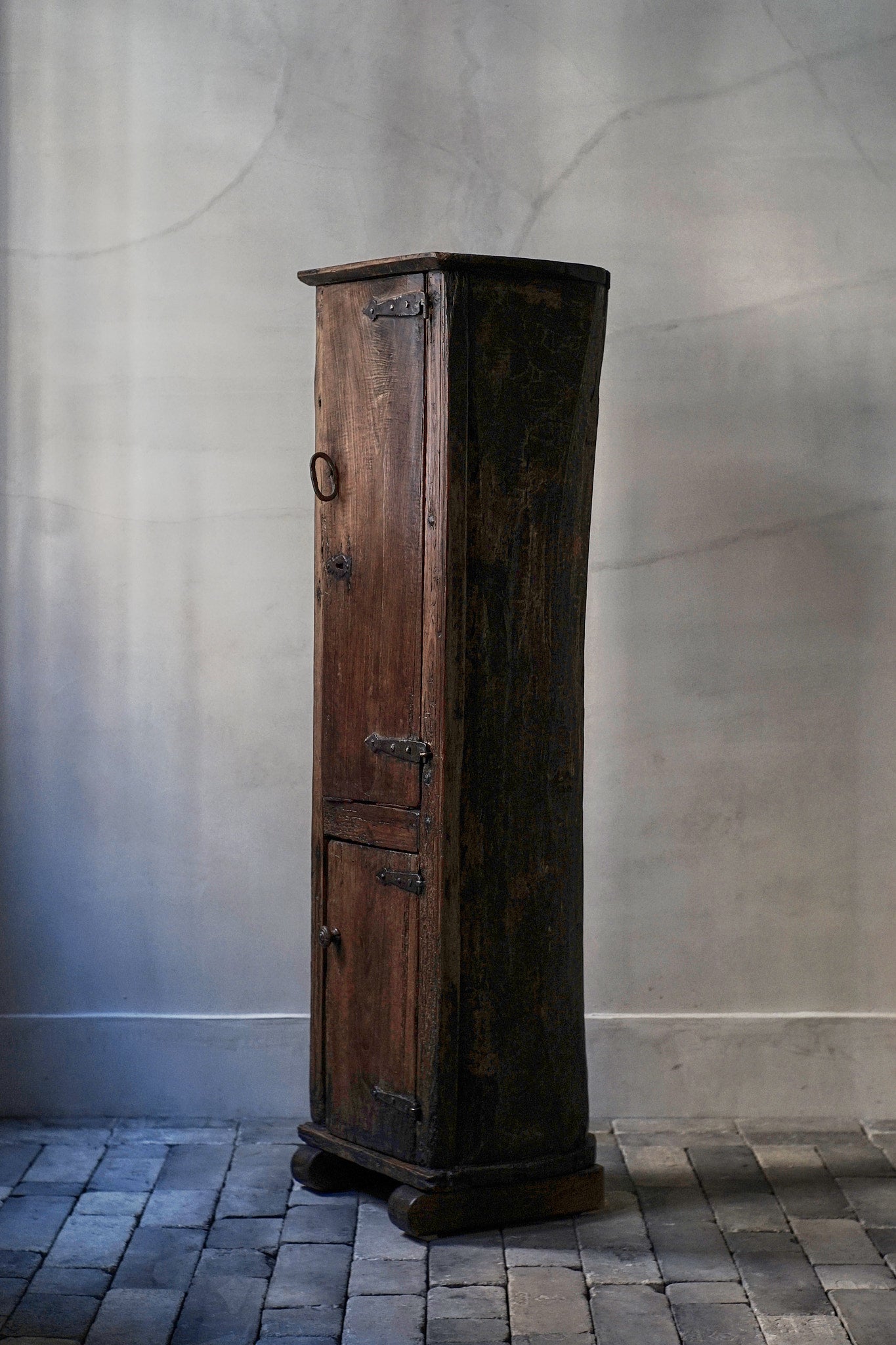 S-176 cabinet