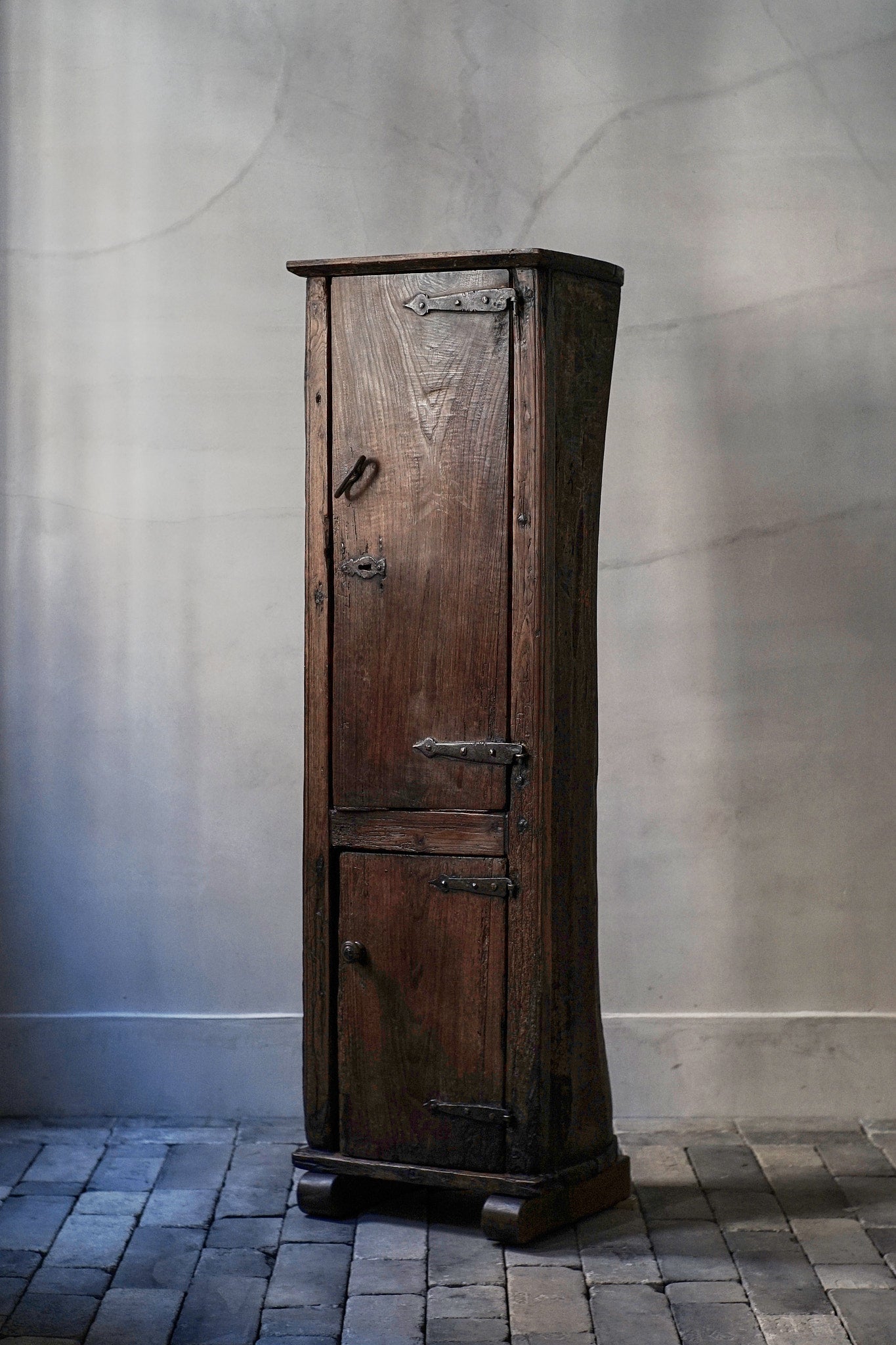 S-176 cabinet