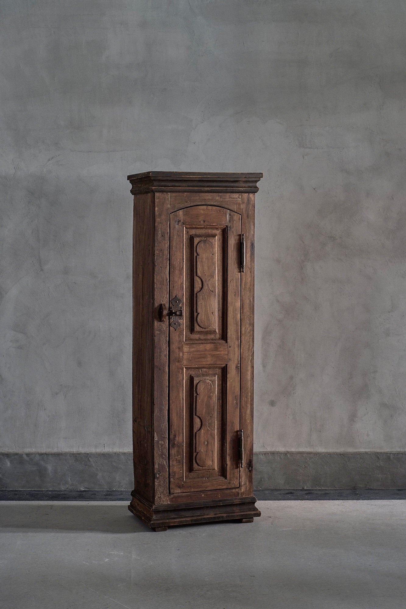S-168 cabinet