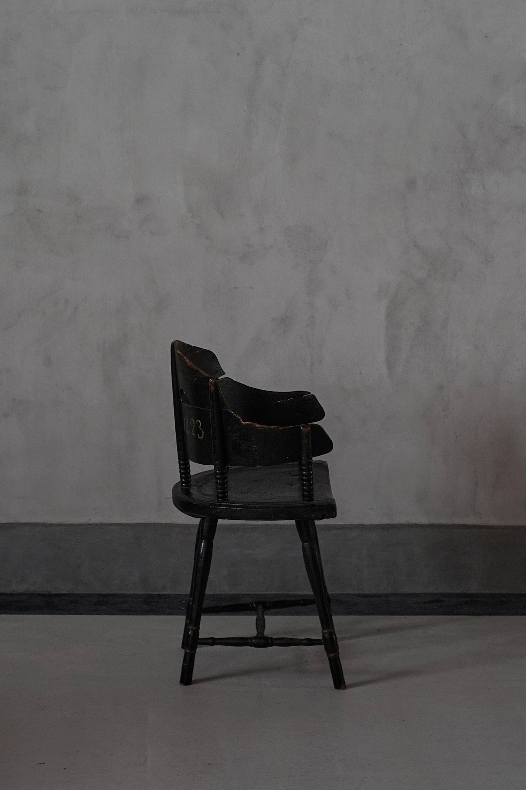 C-160 chair
